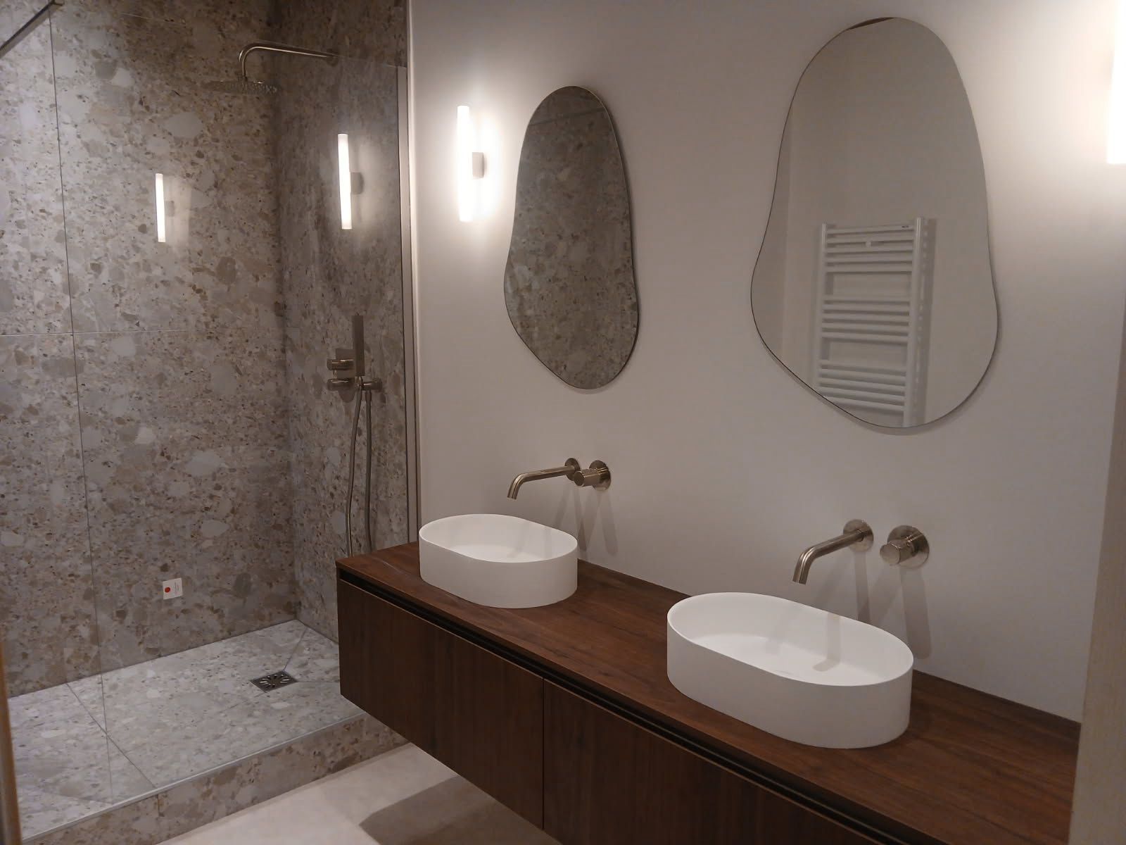 WhatsApp-Image-2025-11-06-a-13.32.37_62aa6a63-1